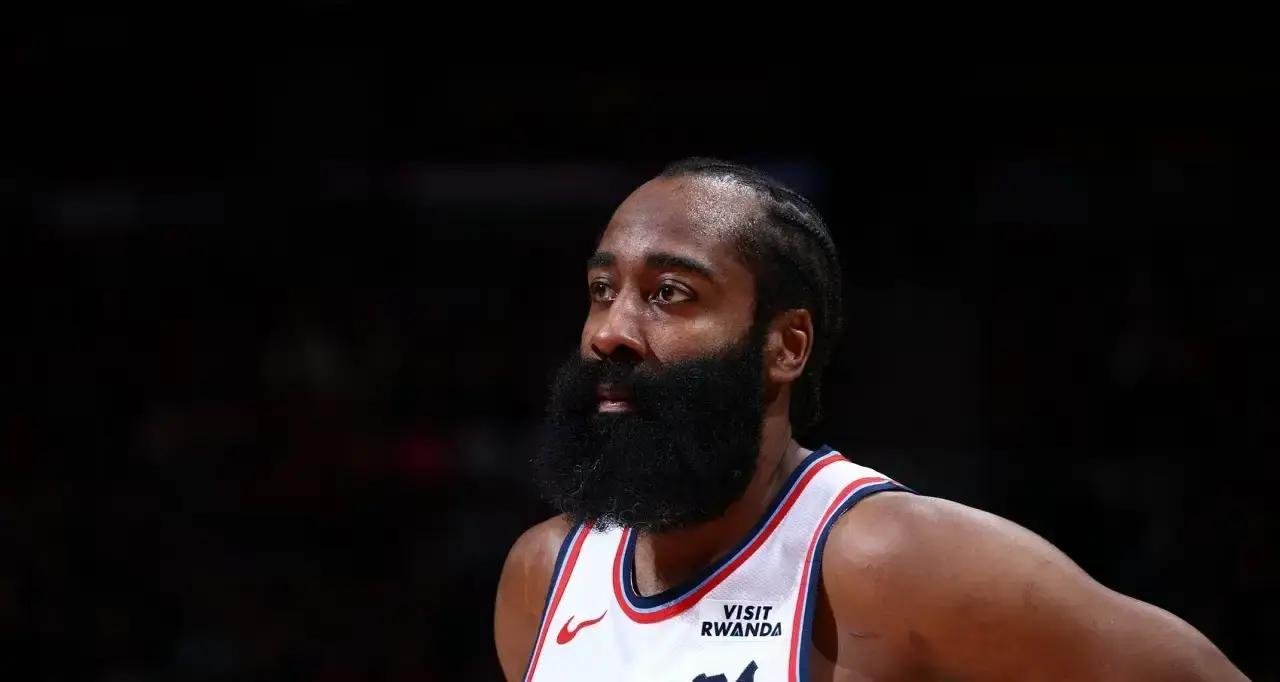 爱游戏体育-哈登赛事官方发布连败新规，皇家马德里争议不断！的简单介绍