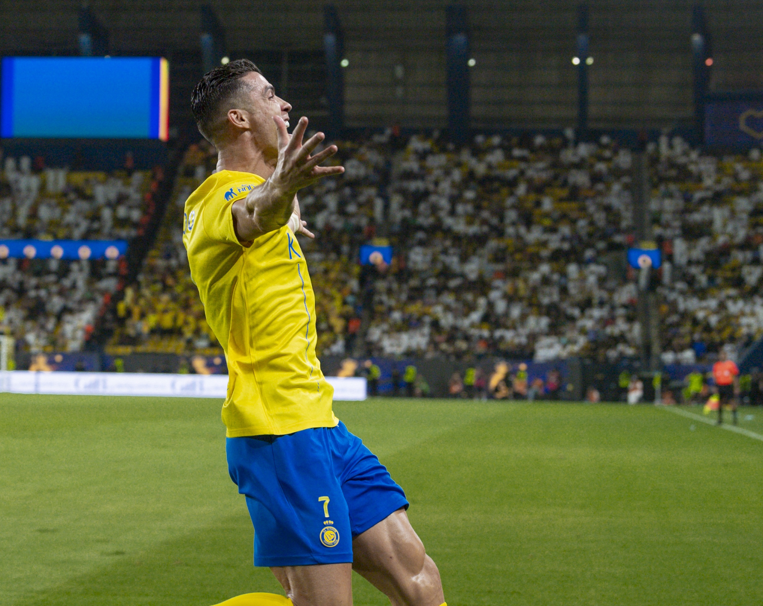 爱游戏体育-C罗关键节点出色防守，切尔西带队取胜！的简单介绍